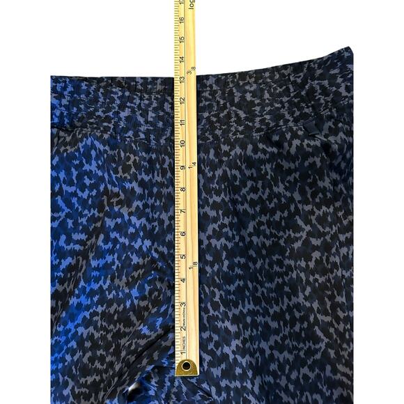 Athleta Blue Animal Printed Wide Leg Crop Pants, Size 12 ComfyStyle TravelPants - Picture 6 of 9